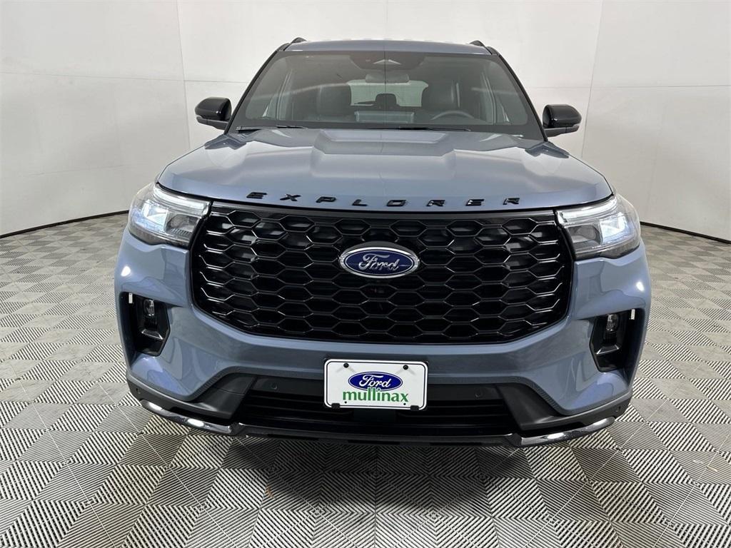 new 2025 Ford Explorer car, priced at $44,057