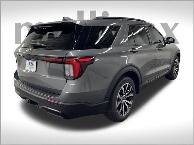 new 2025 Ford Explorer car, priced at $43,560