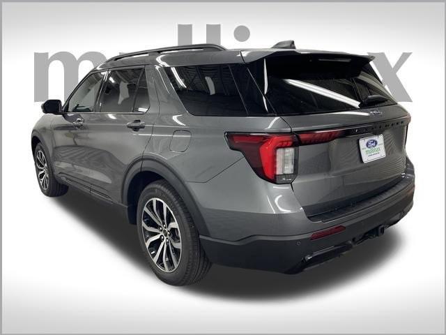 new 2025 Ford Explorer car, priced at $43,560