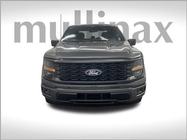 new 2024 Ford F-150 car, priced at $40,900