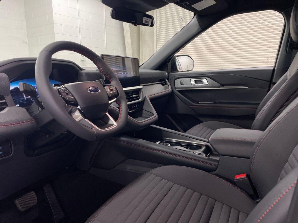 new 2025 Ford Explorer car, priced at $44,606