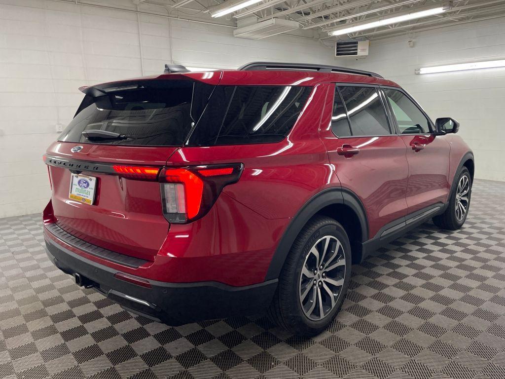 new 2025 Ford Explorer car, priced at $44,606