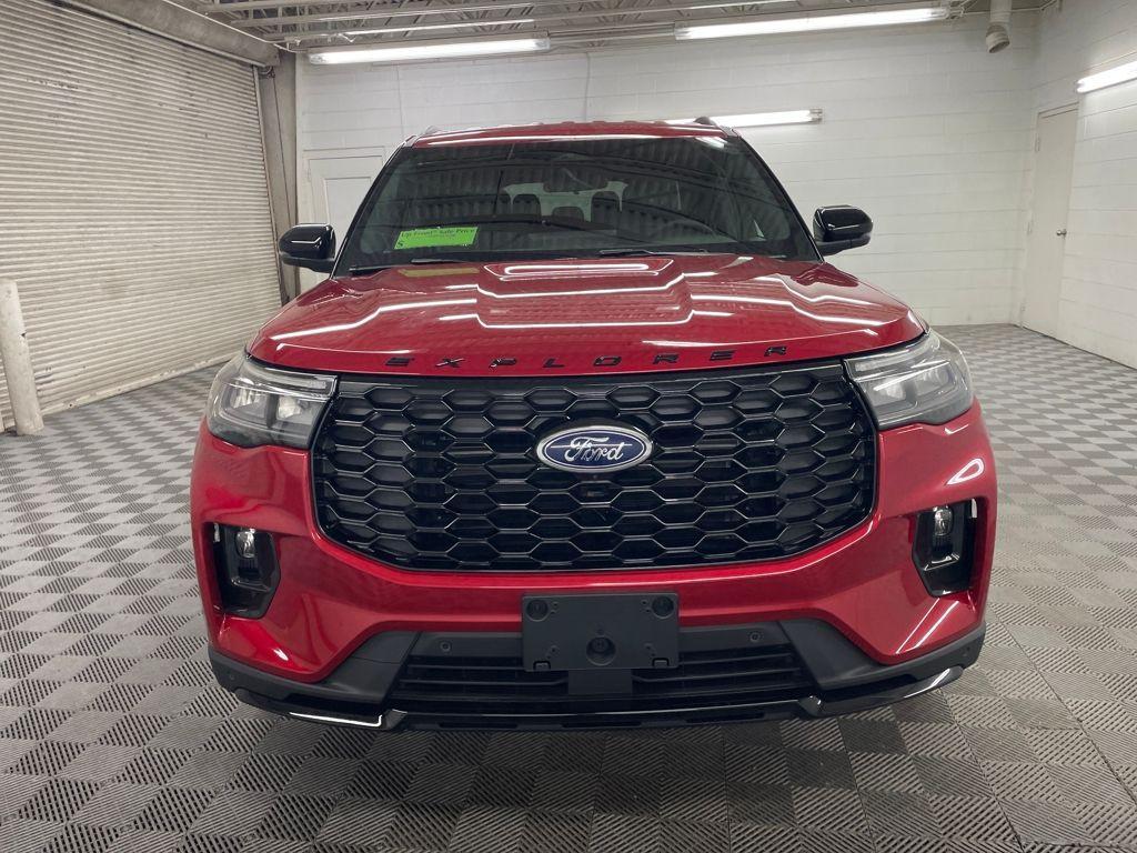 new 2025 Ford Explorer car, priced at $44,606