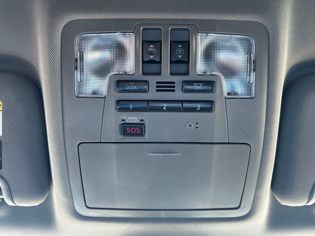 used 2018 Toyota Highlander car, priced at $25,500