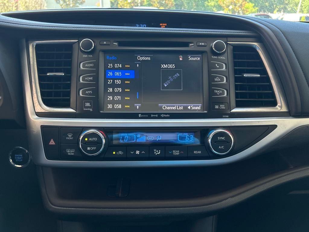 used 2018 Toyota Highlander car, priced at $25,500