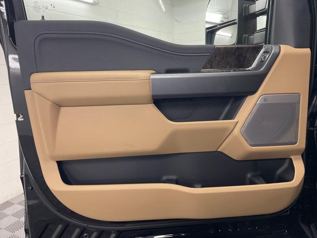 new 2025 Ford F-250 car, priced at $80,008