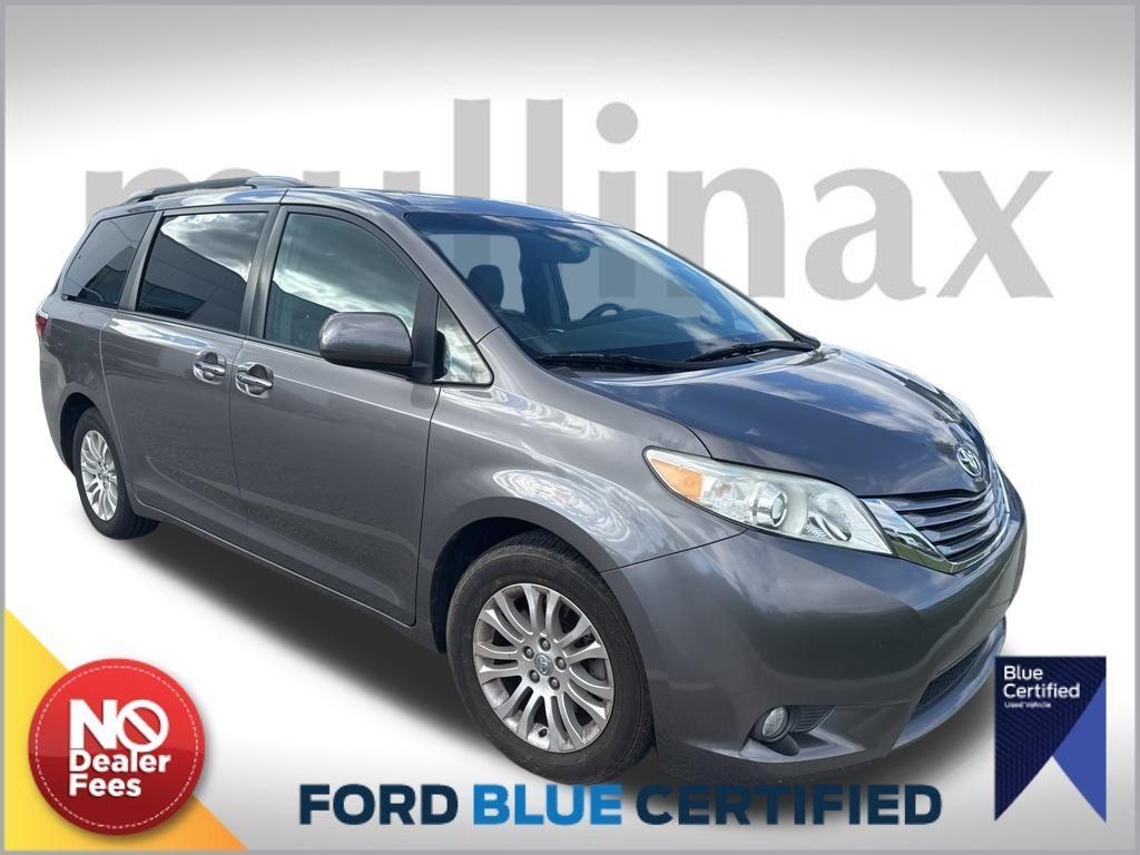 used 2017 Toyota Sienna car