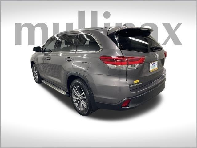 used 2019 Toyota Highlander car, priced at $23,700