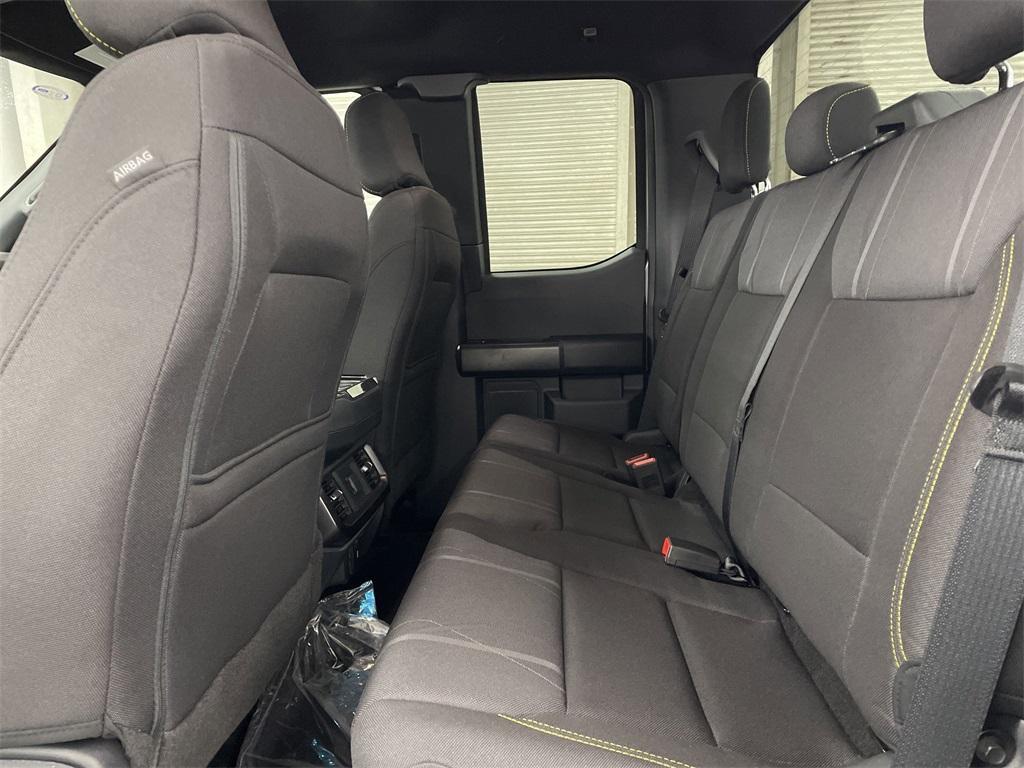 new 2025 Ford F-150 car, priced at $40,956