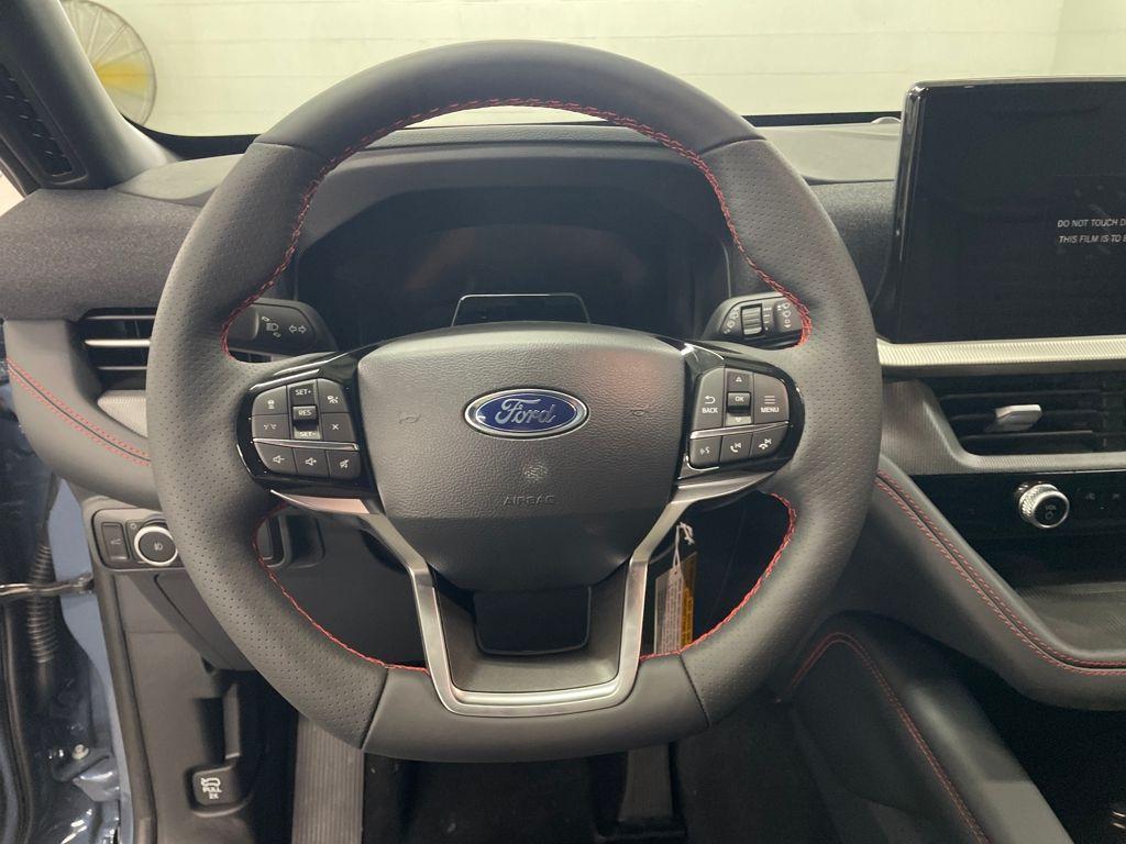 new 2025 Ford Explorer car, priced at $44,606