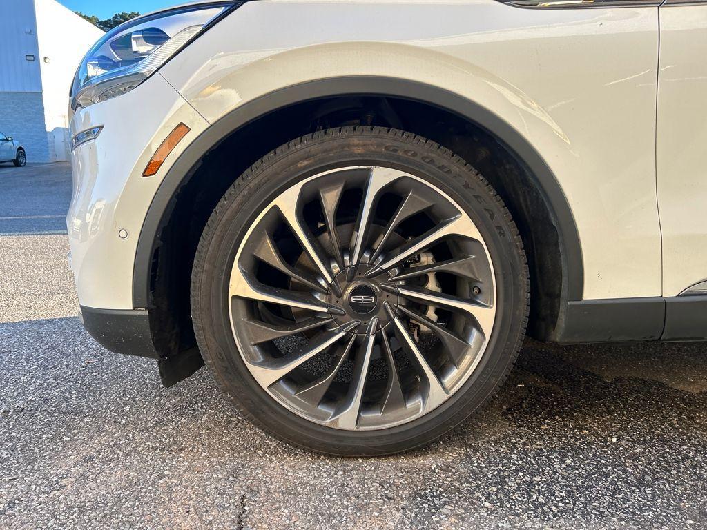 used 2020 Lincoln Aviator car, priced at $34,900