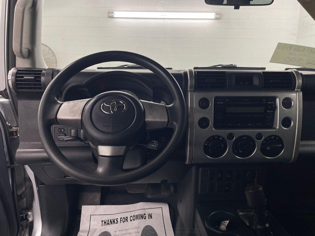 used 2007 Toyota FJ Cruiser car, priced at $19,500