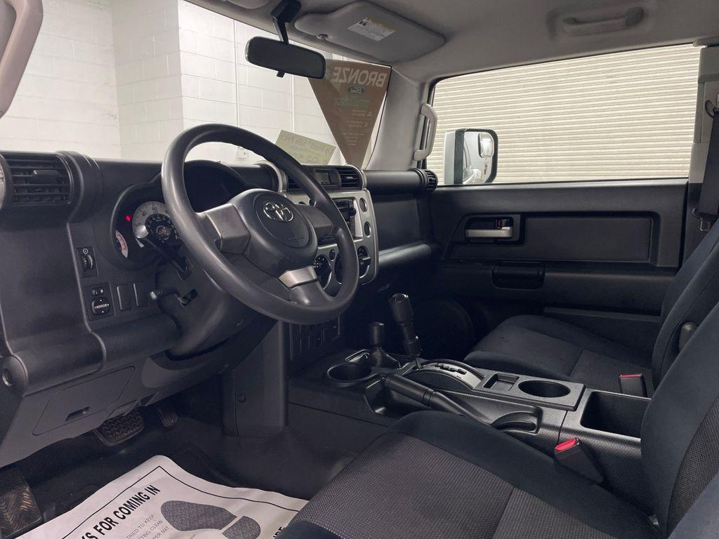 used 2007 Toyota FJ Cruiser car, priced at $19,500