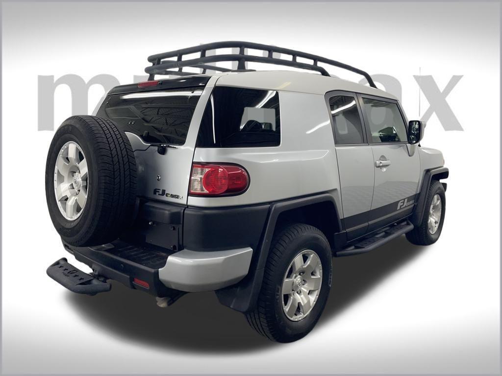 used 2007 Toyota FJ Cruiser car, priced at $19,500