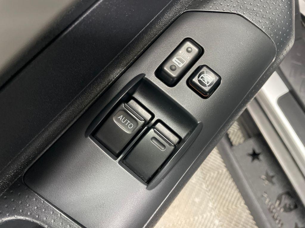 used 2007 Toyota FJ Cruiser car, priced at $19,500