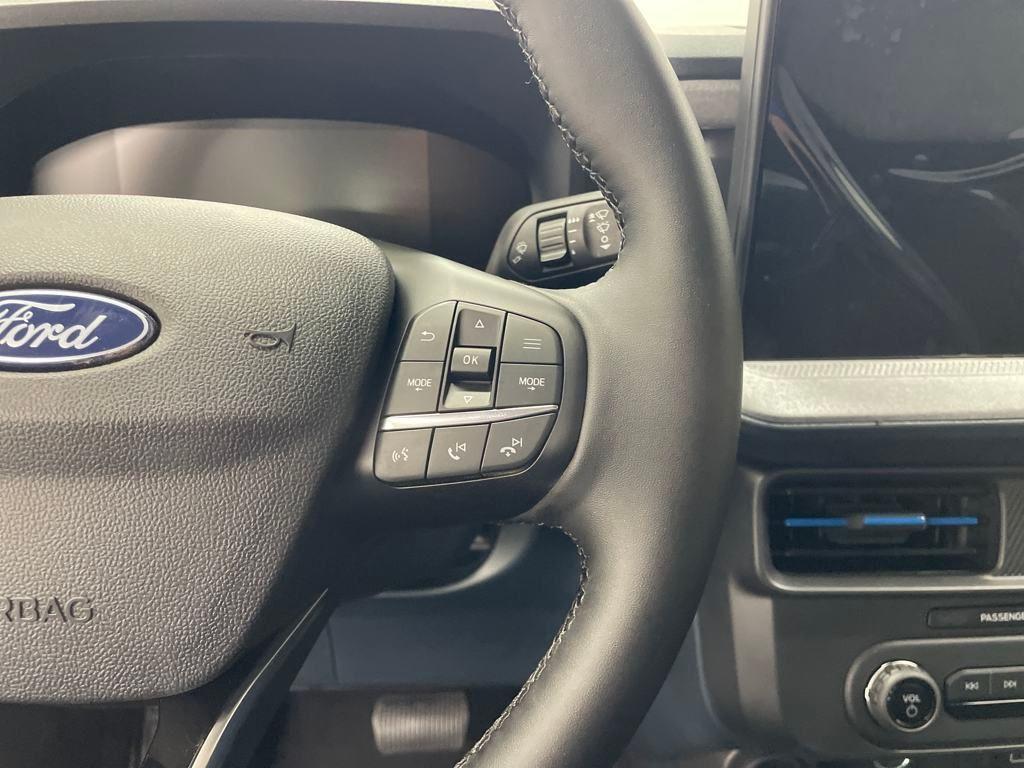 new 2025 Ford Maverick car, priced at $33,952