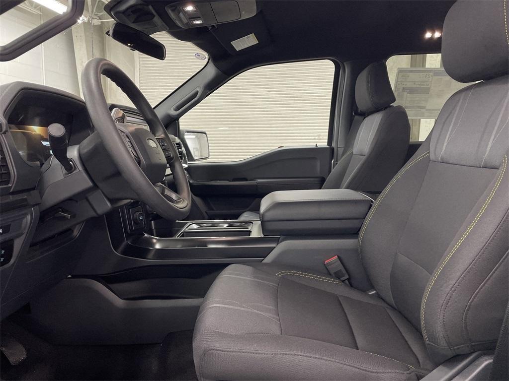 new 2025 Ford F-150 car, priced at $43,086