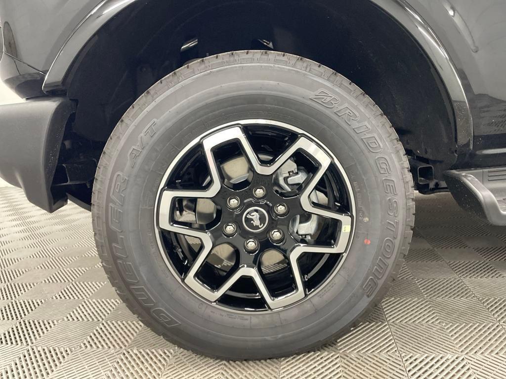 new 2025 Ford Bronco car, priced at $47,793