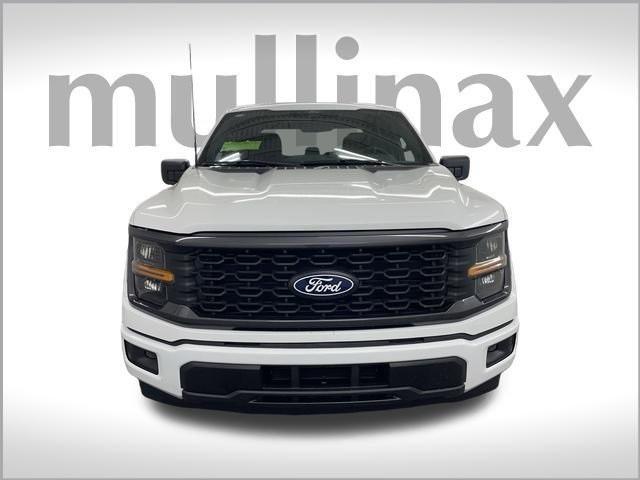 new 2024 Ford F-150 car, priced at $43,577