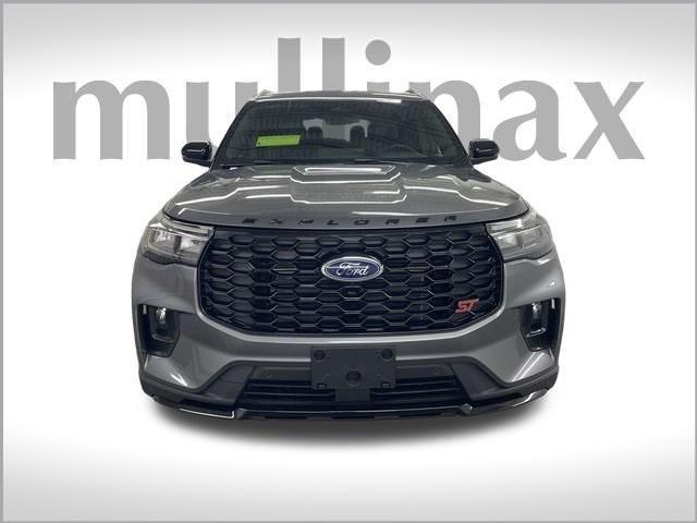 new 2025 Ford Explorer car, priced at $54,732