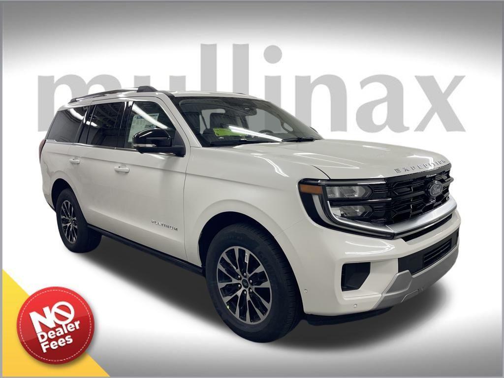 new 2025 Ford Expedition car, priced at $76,032