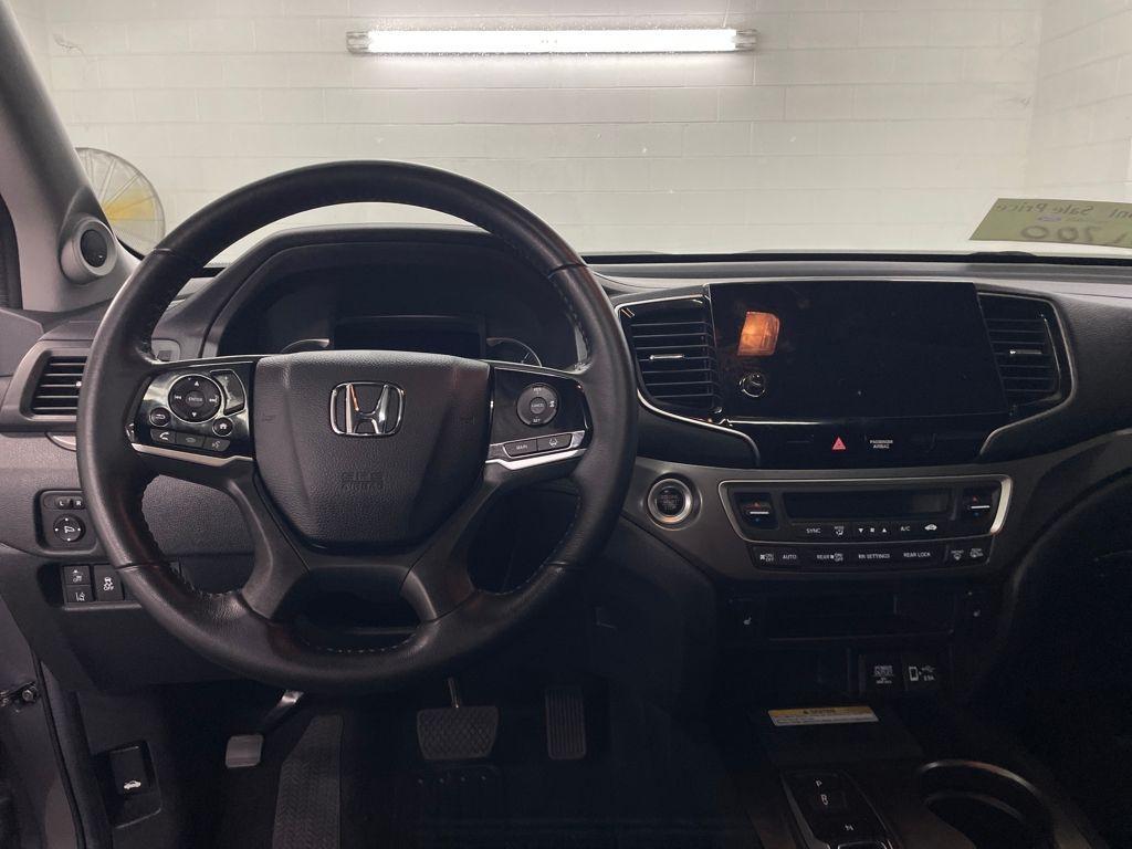 used 2022 Honda Pilot car, priced at $31,500