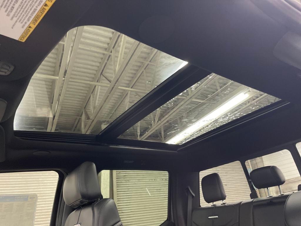 new 2025 Ford F-250 car, priced at $91,143