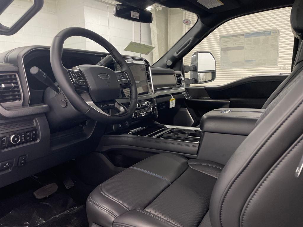 new 2025 Ford F-250 car, priced at $91,143