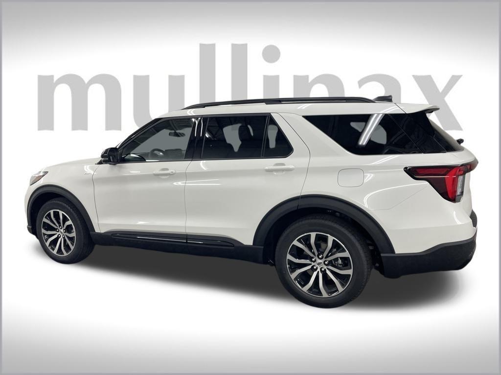 new 2025 Ford Explorer car, priced at $44,888