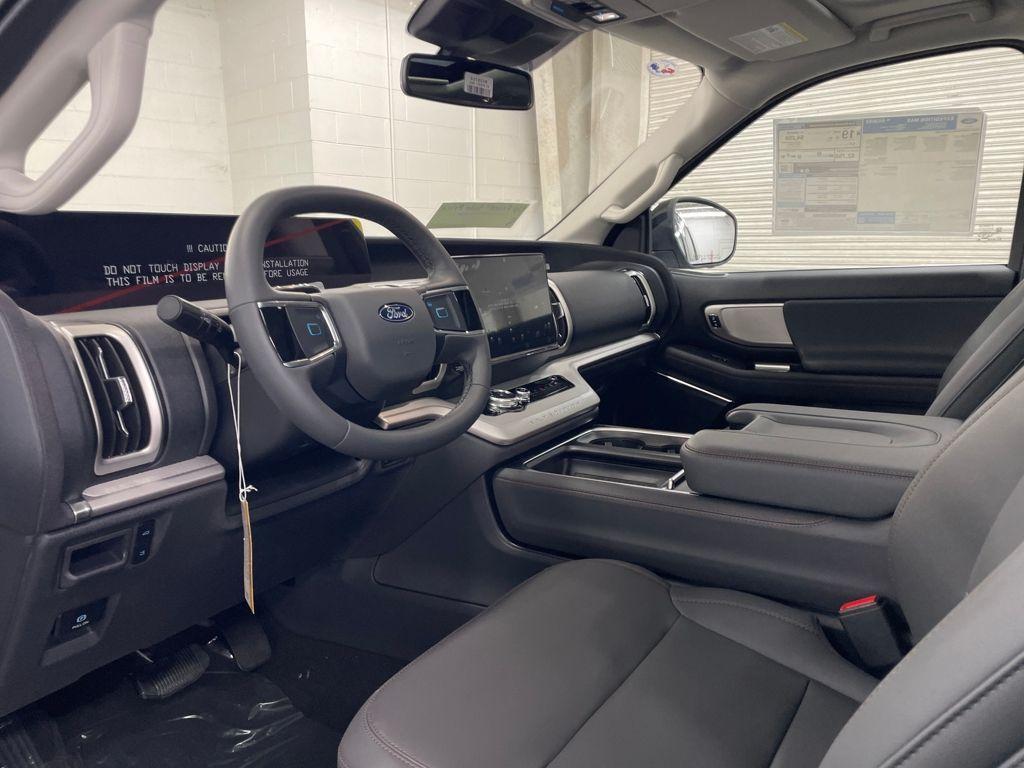 new 2025 Ford Expedition Max car, priced at $71,065