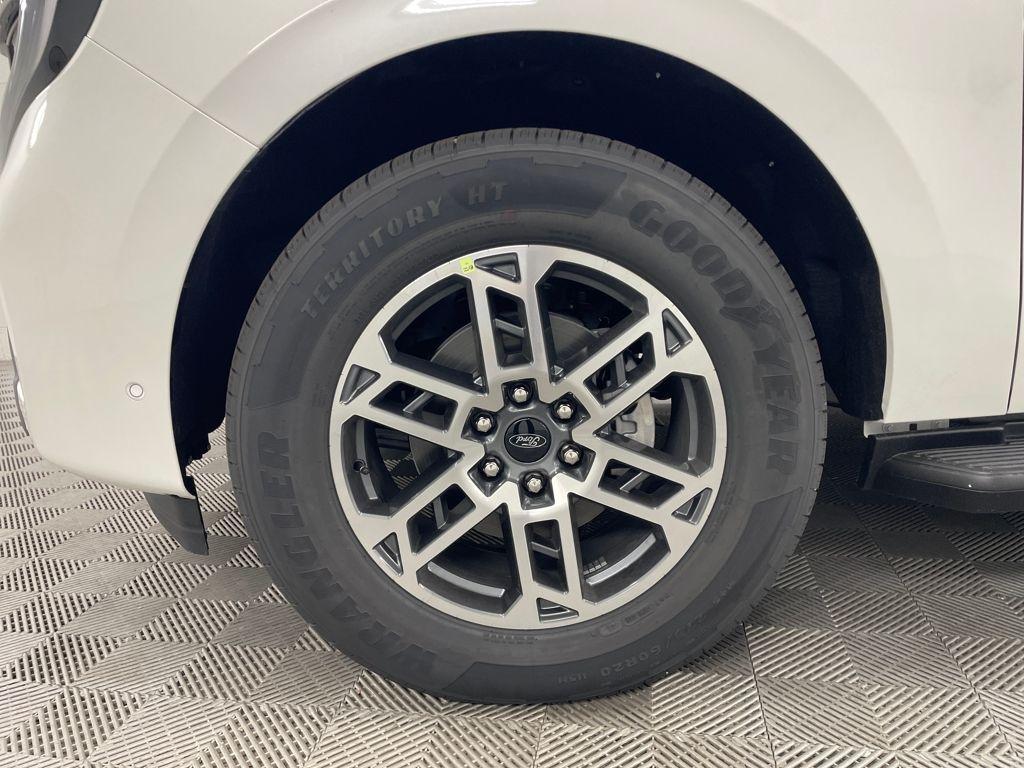 new 2025 Ford Expedition Max car, priced at $71,065