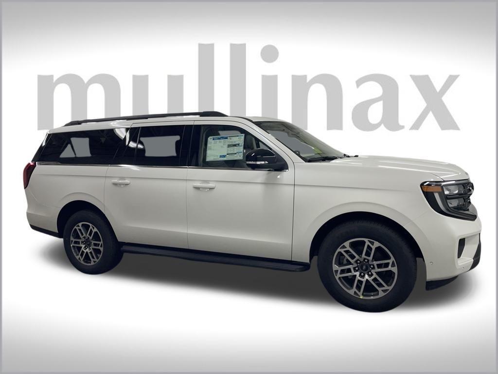 new 2025 Ford Expedition Max car, priced at $71,065