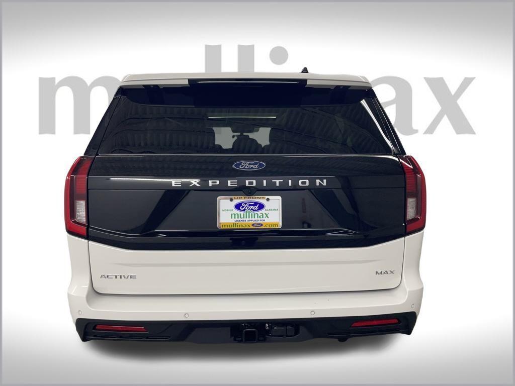 new 2025 Ford Expedition Max car, priced at $71,065