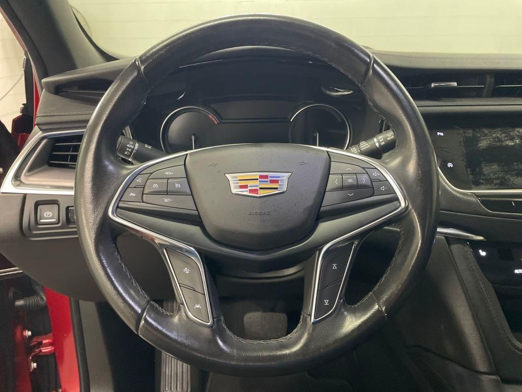 used 2021 Cadillac XT5 car, priced at $26,450