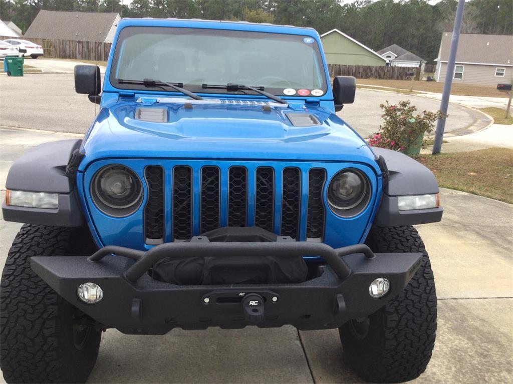 used 2020 Jeep Gladiator car