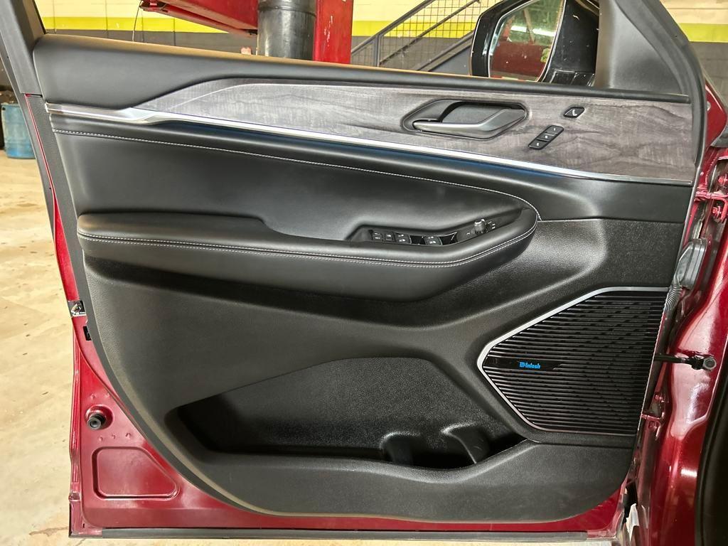 used 2022 Jeep Grand Cherokee L car, priced at $36,590