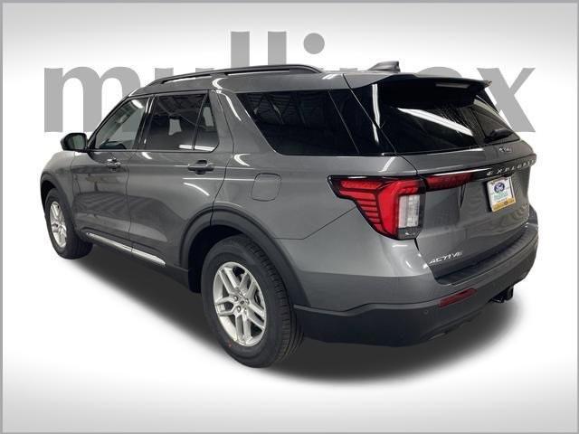 new 2025 Ford Explorer car, priced at $38,978