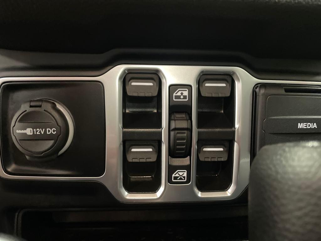 used 2025 Jeep Gladiator car, priced at $37,990