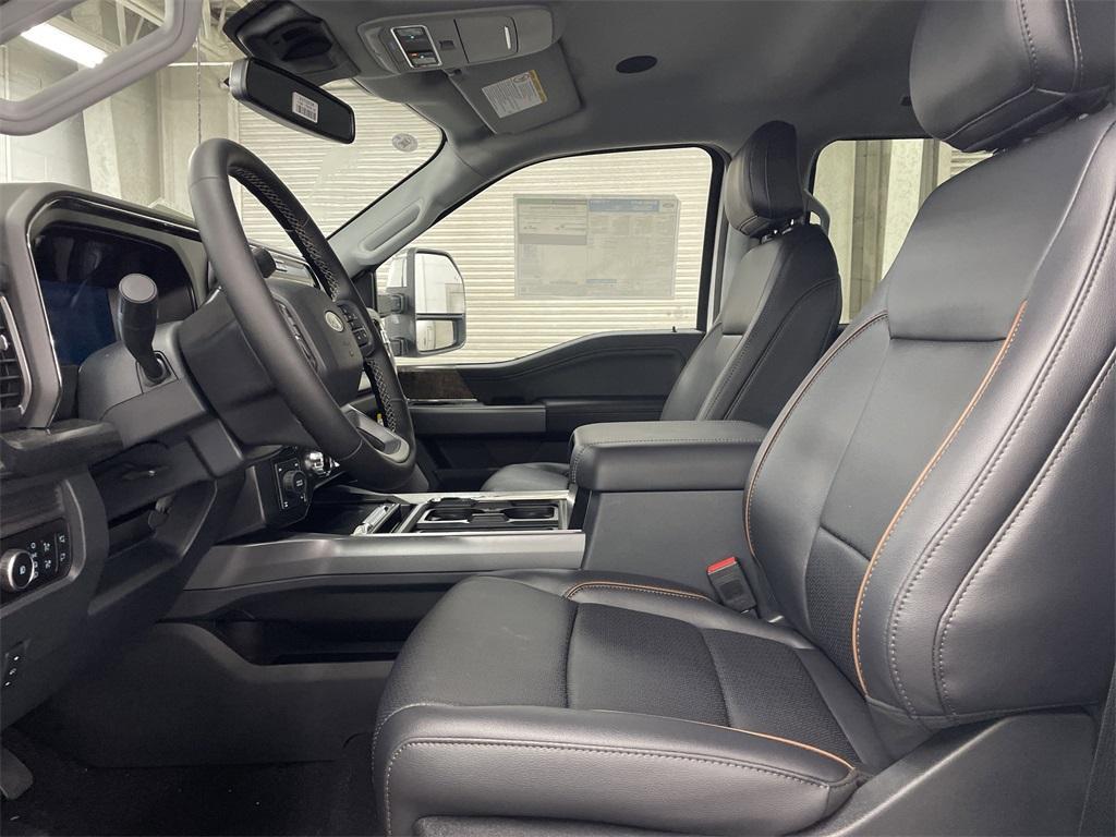 new 2025 Ford F-250 car, priced at $81,484