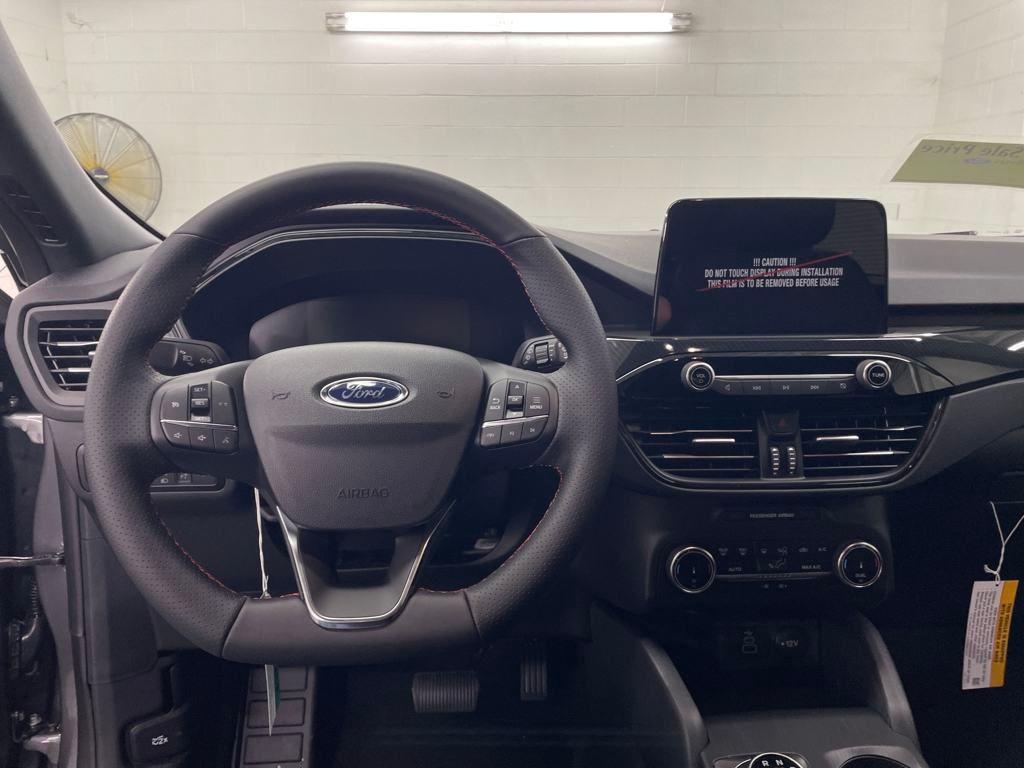 new 2025 Ford Escape car, priced at $30,738