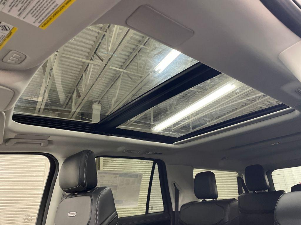 new 2025 Ford Expedition Max car, priced at $80,735