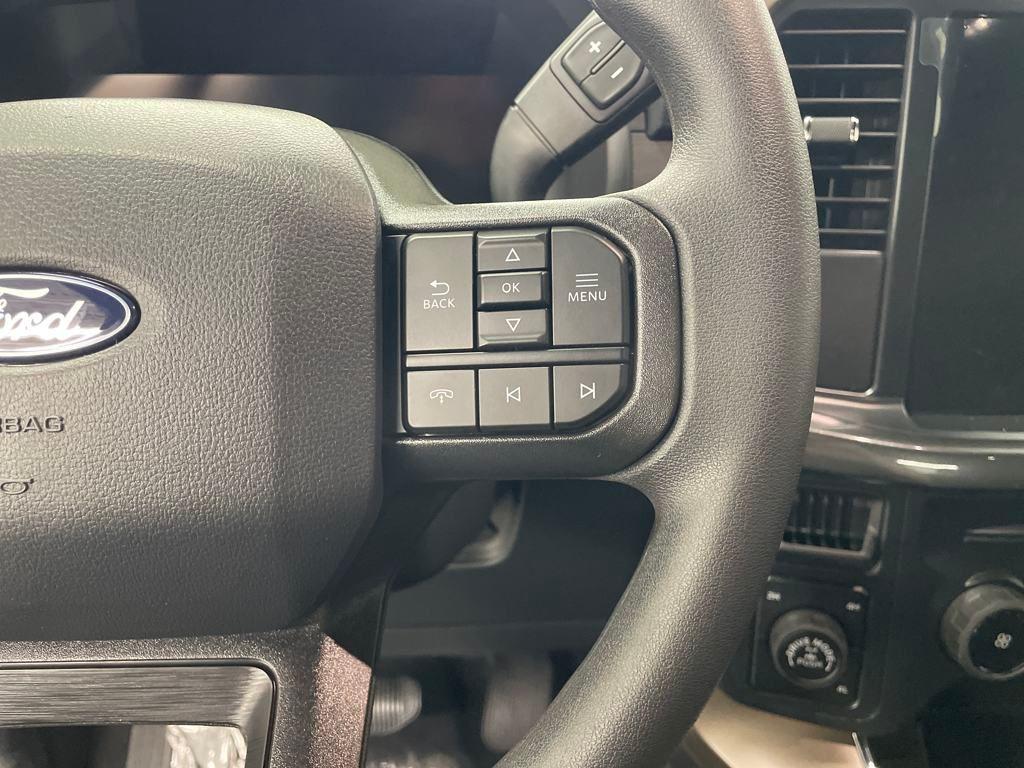 new 2025 Ford F-150 car, priced at $50,751