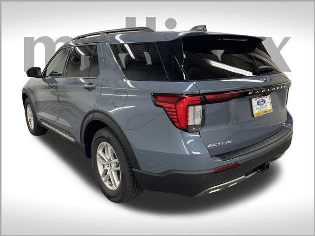 new 2025 Ford Explorer car, priced at $42,515