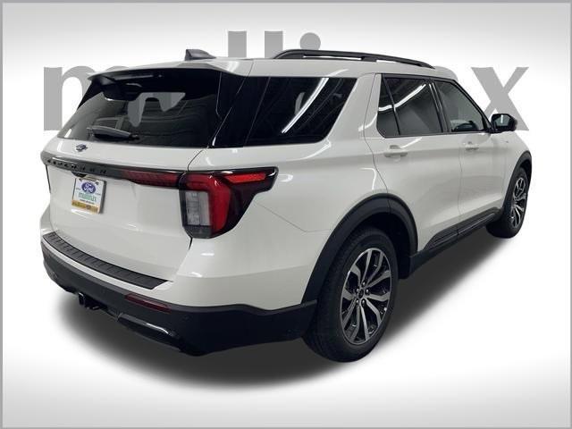 new 2025 Ford Explorer car, priced at $46,873