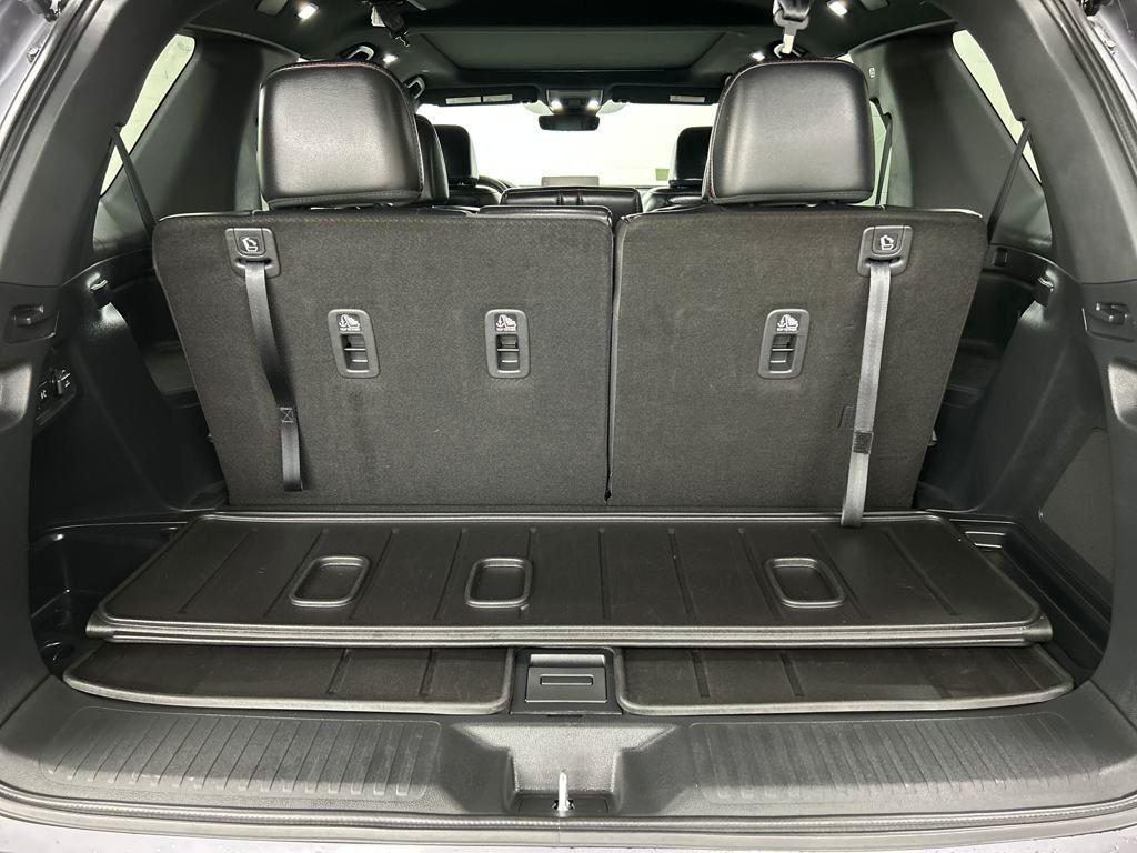 used 2025 Honda Pilot car, priced at $49,990