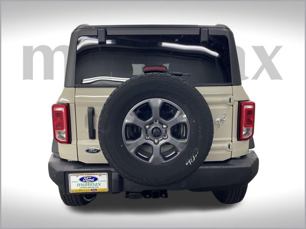 new 2025 Ford Bronco car, priced at $46,229