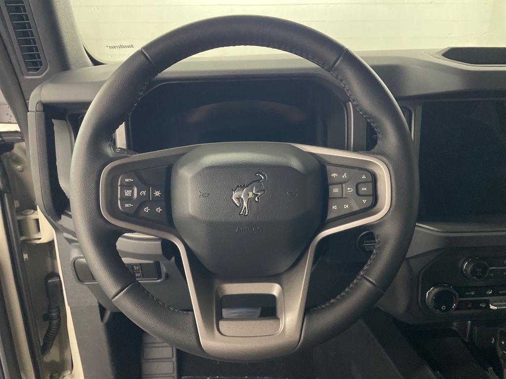 new 2025 Ford Bronco car, priced at $46,229