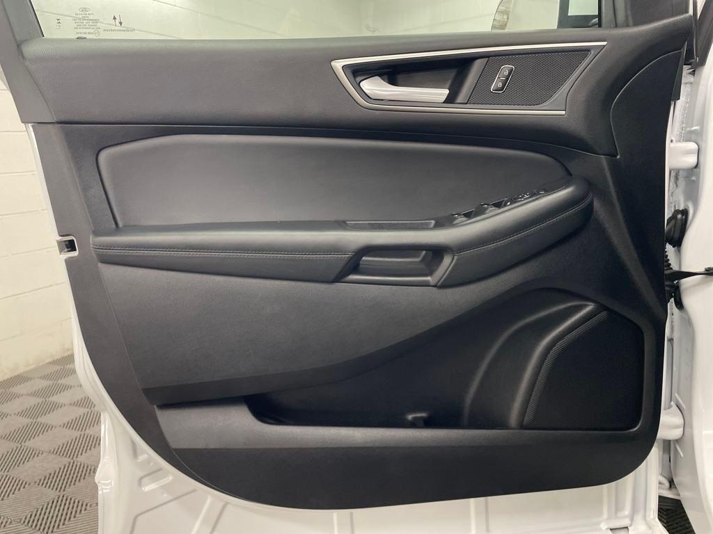 used 2024 Ford Edge car, priced at $26,500
