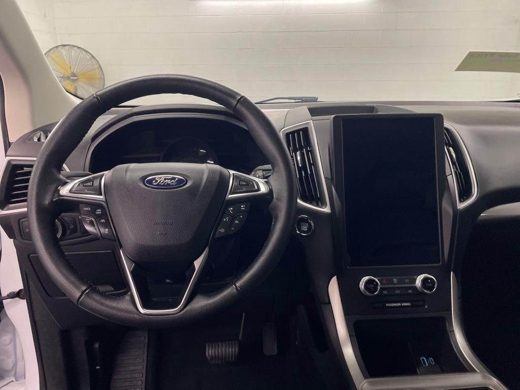 used 2024 Ford Edge car, priced at $26,500