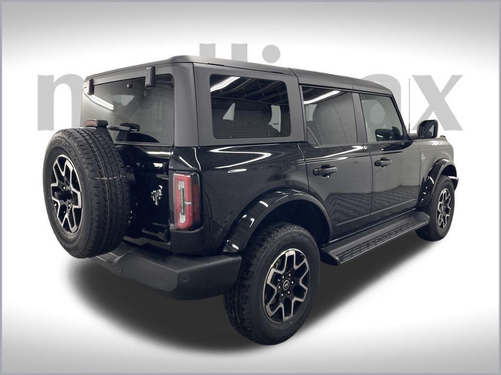 new 2025 Ford Bronco car, priced at $49,081